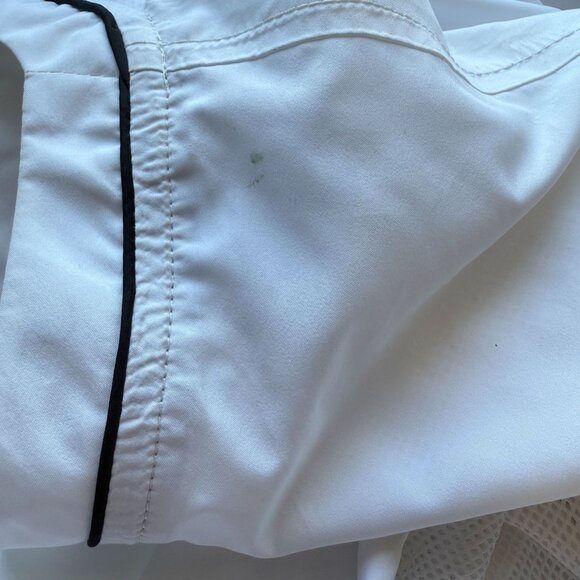 Cutter & Buck Ladies V-Neck Windbreaker Pullover Medium White Poly Lightweight - Picture 7 of 8